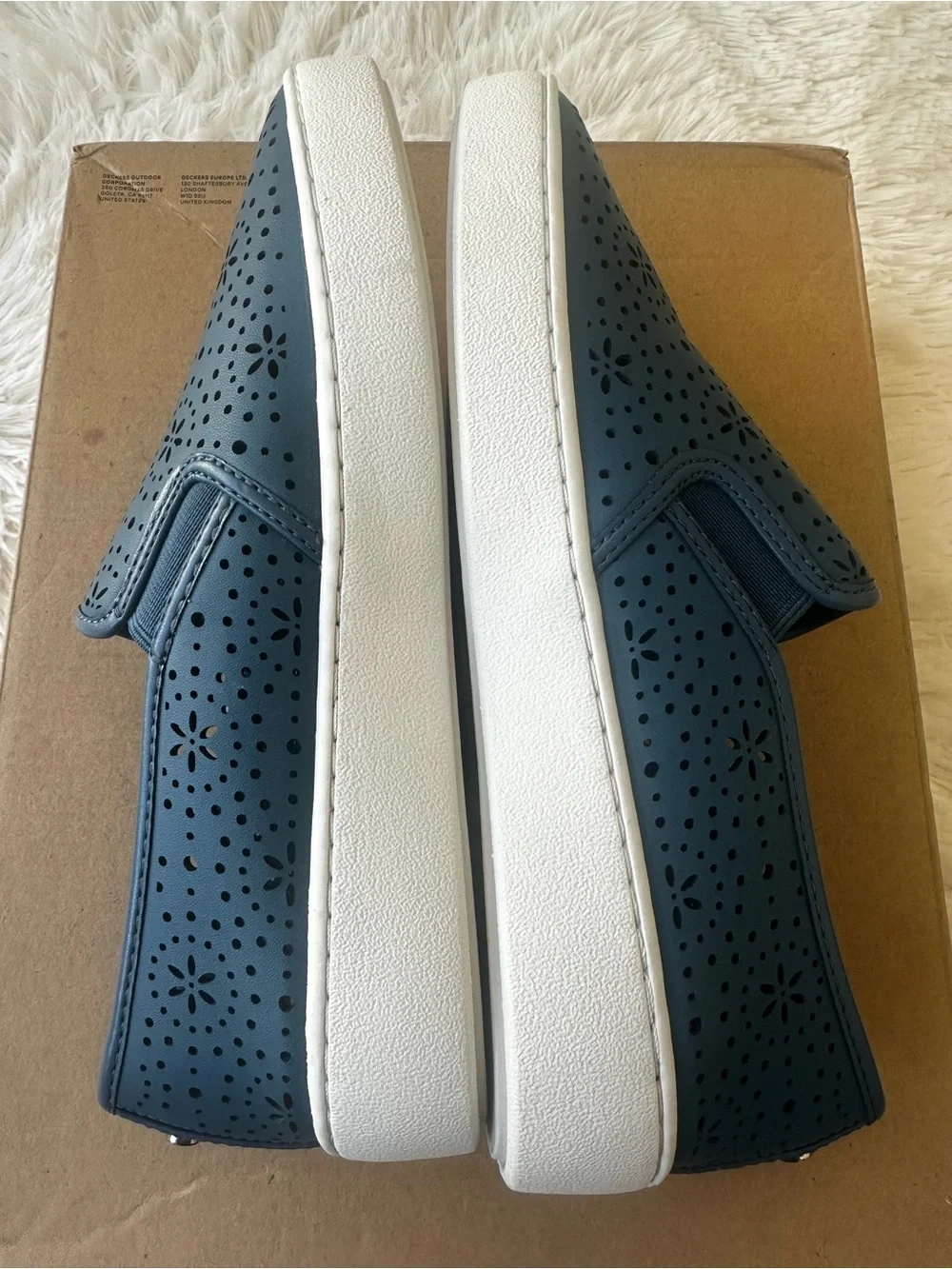 Michael Kors Keaton Blue Perforated Leather Slip On Sneakers Women’s Size 6